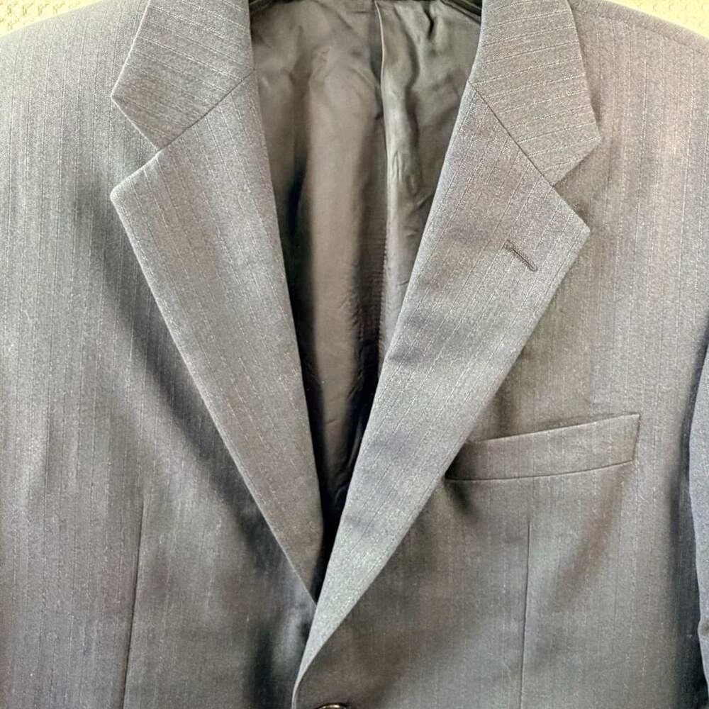Hickey Freeman Men's Navy Blue Pinstripe Wool Suit Jacket - Picture 4 of 8